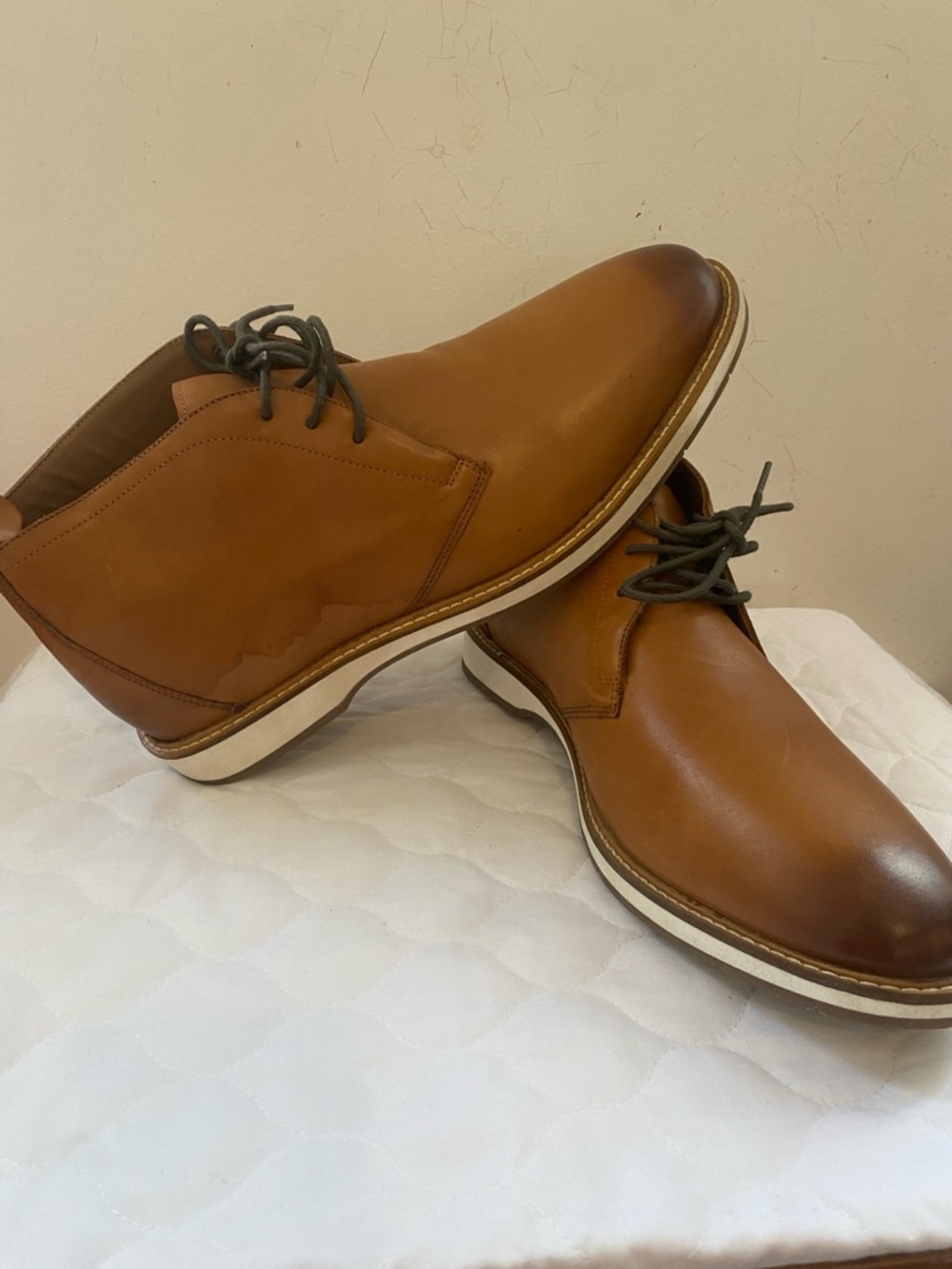 THOMAS & VINE Men's Tan Boat Shoes – Classic Casual Leather Lace-Up